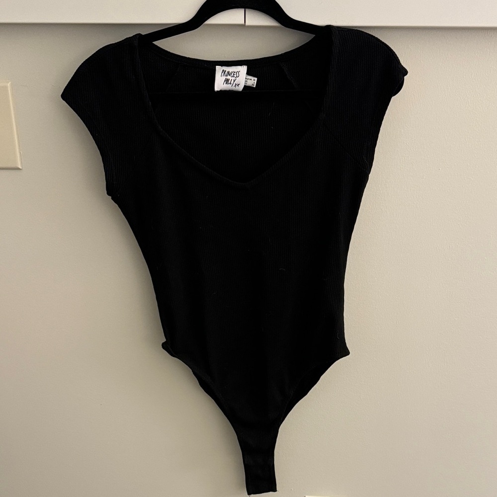 Princess Polly Black Ribbed Bodysuit short sleeve - Picture 5 of 7
